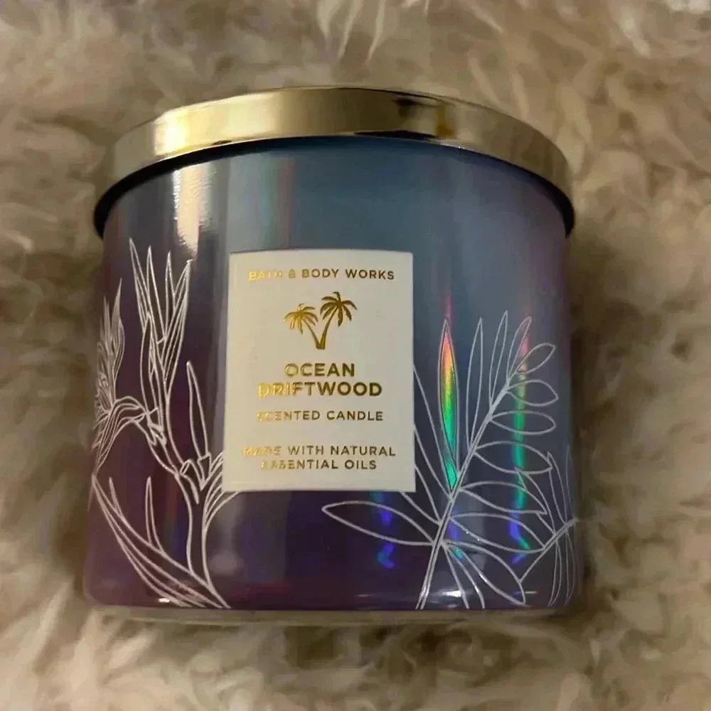 BATH AND BODY WORKS 🌊OCEAN DRIFTWOOD🌊 CANDLE 14.5oz